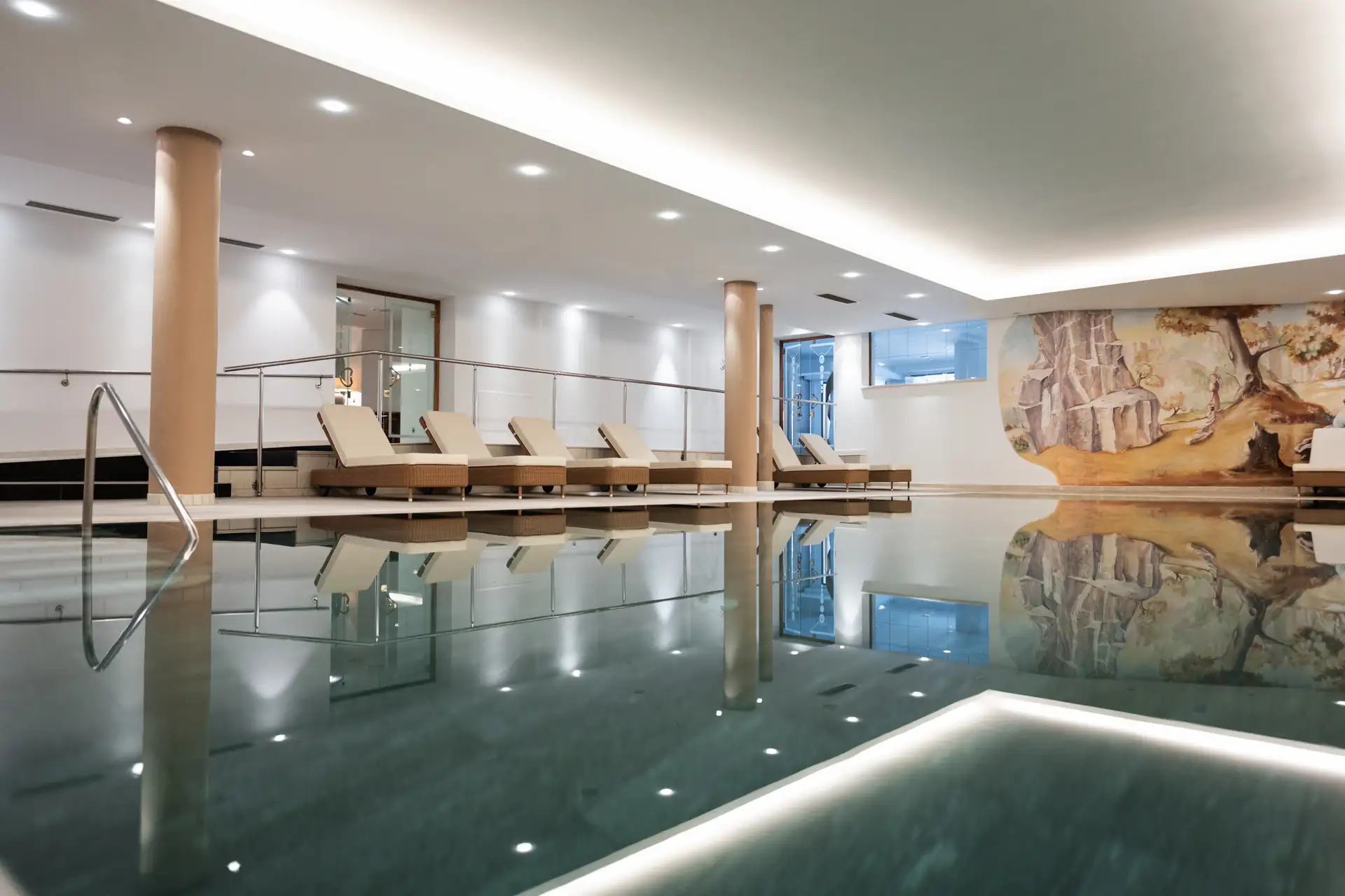 Schwimmbad im Floralpina